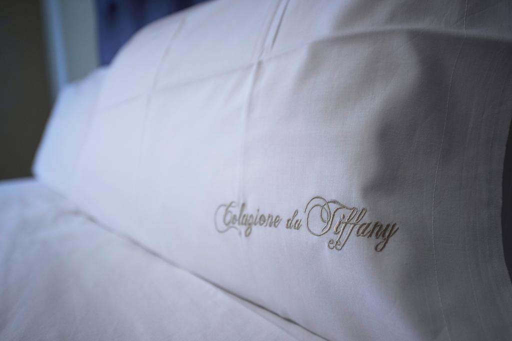 Tiffany Rooms Milan Bagian luar foto